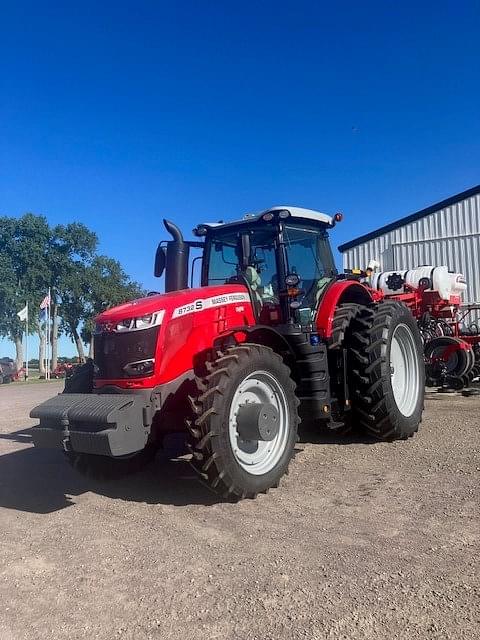 Image of Massey Ferguson 8732S Primary image