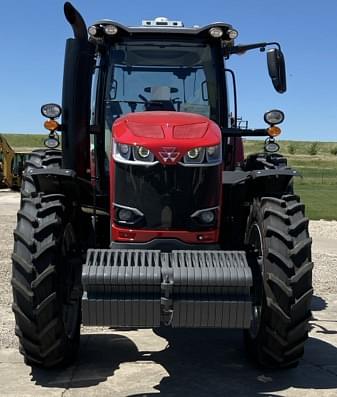 Image of Massey Ferguson 8737S equipment image 2