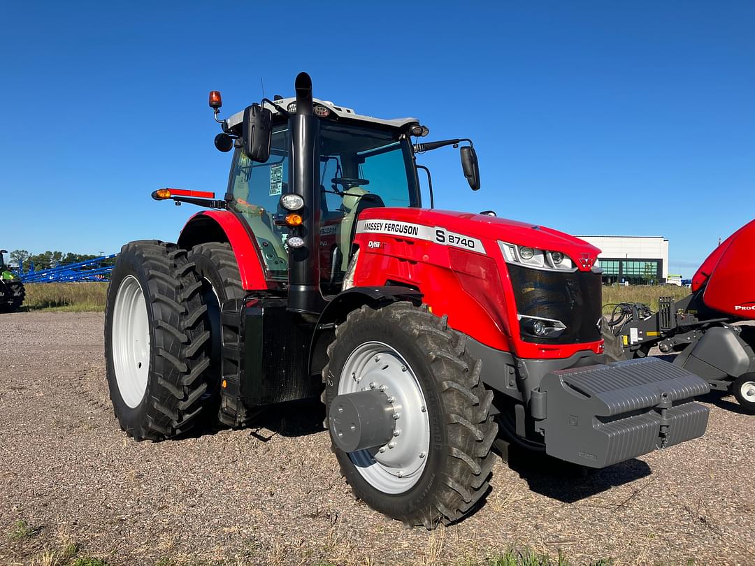 Image of Massey Ferguson 8740S Primary image