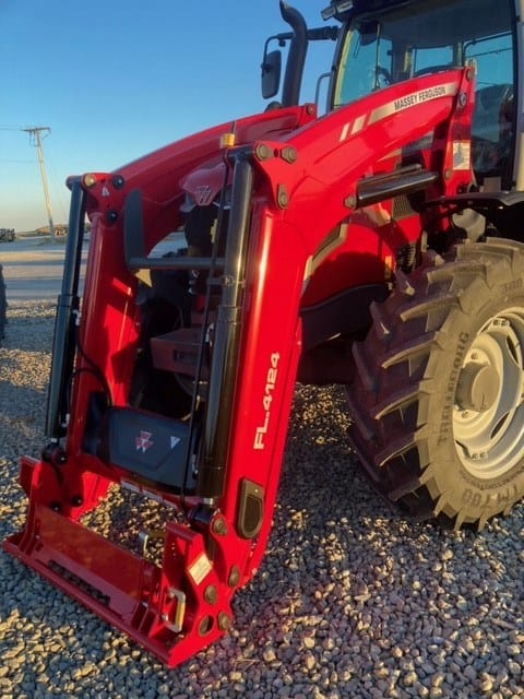 Main image Massey Ferguson FL4124