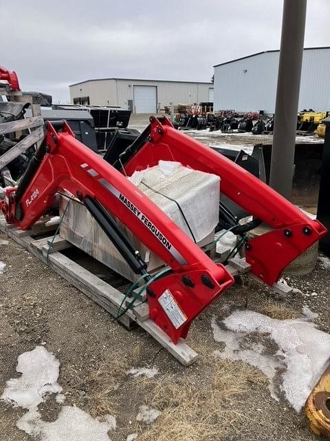 Image of Massey Ferguson FL4124 equipment image 2