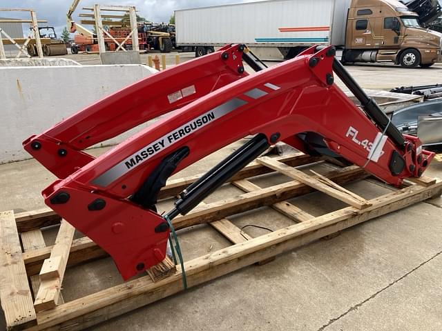 Image of Massey Ferguson FL4327 equipment image 3