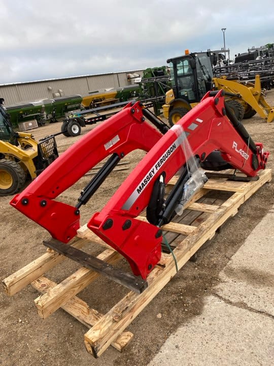 2024 Massey Ferguson FL4327 Equipment Image0