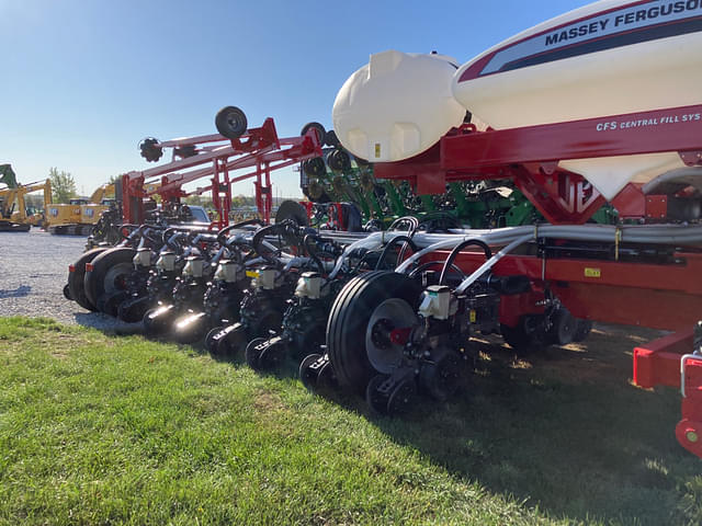 Image of Massey Ferguson MFVF equipment image 1