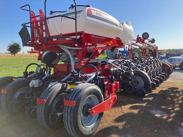 Image of Massey Ferguson MFVF equipment image 3