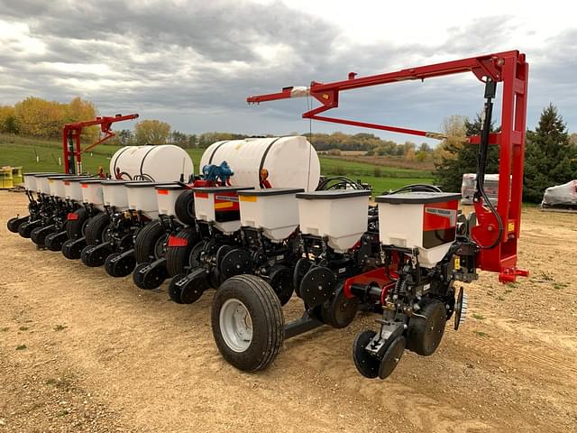 Image of Massey Ferguson MFVW equipment image 1