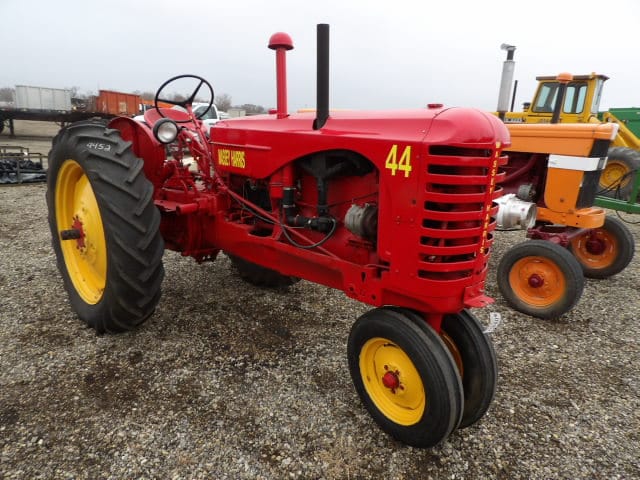 Massey-Harris 44 Equipment Image0