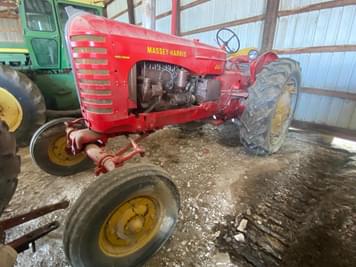 Main image Massey-Harris 444
