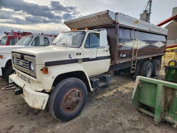 Main image Chevrolet C65