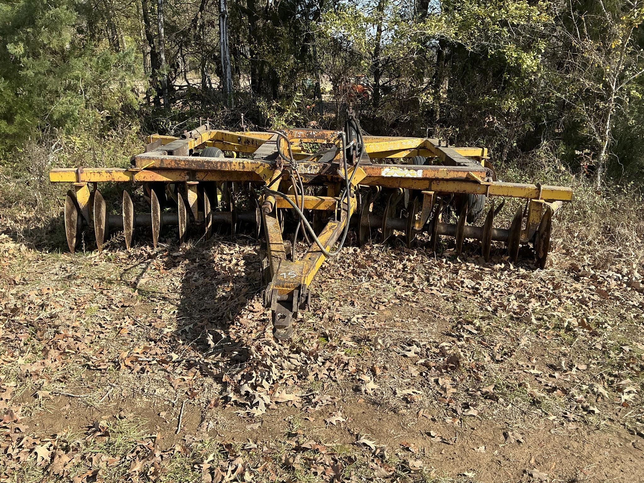 Midland 830 Equipment Image0