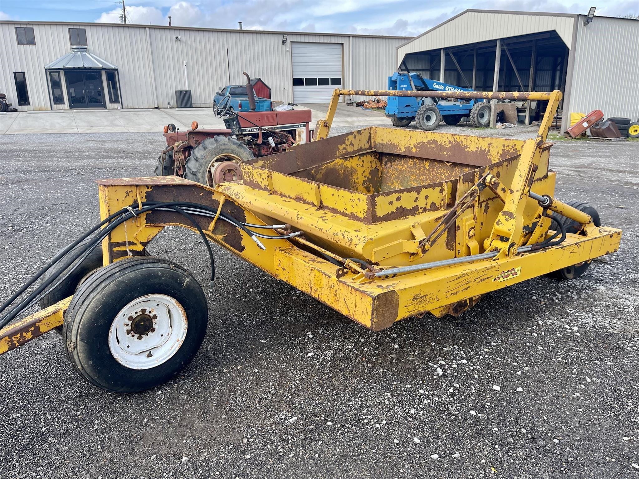 Midland M44 Equipment Image0