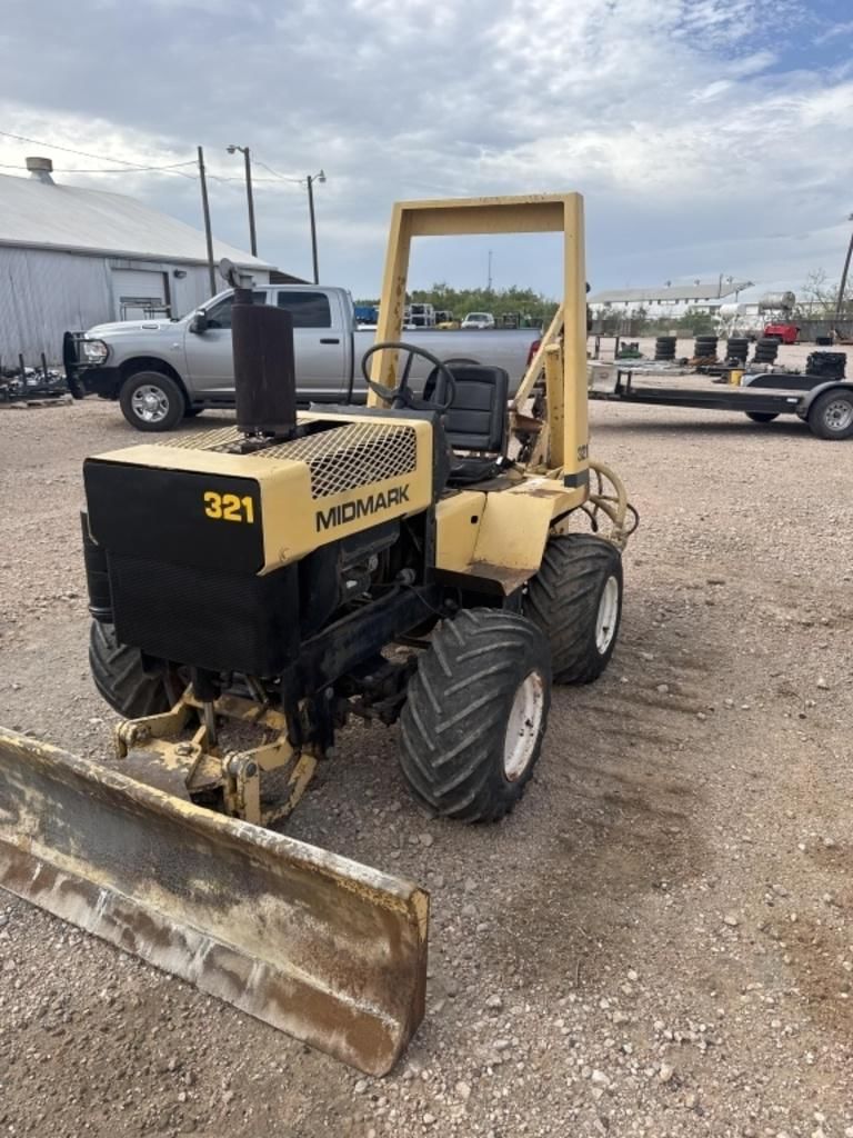 Midmark 321 Equipment Image0