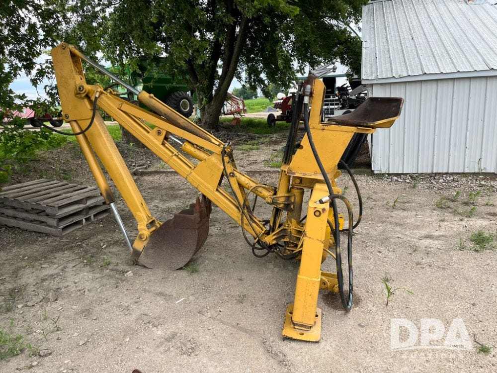 Midwest 185 Equipment Image0