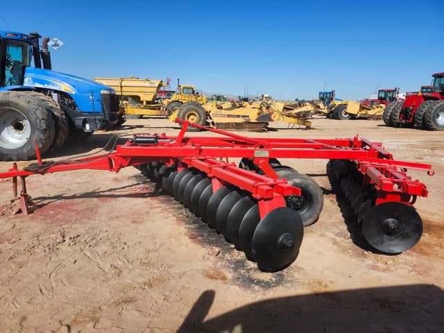 Image of Miller 1233 equipment image 1