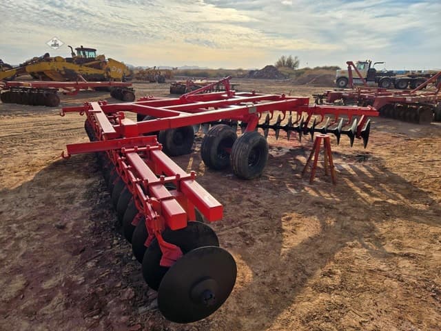 Image of Miller 1233 equipment image 3