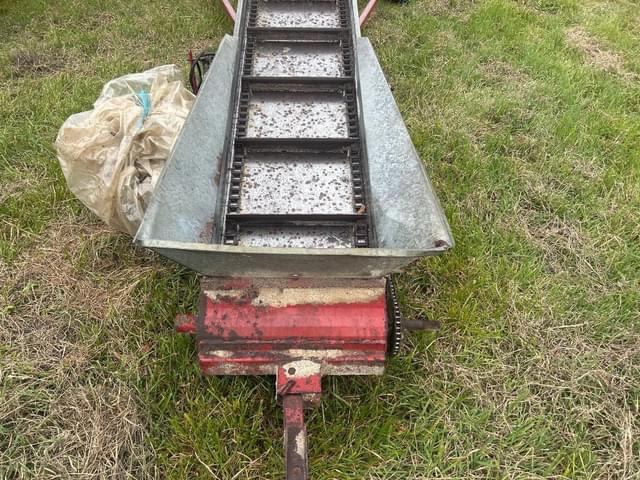 Image of Miller 305 equipment image 4