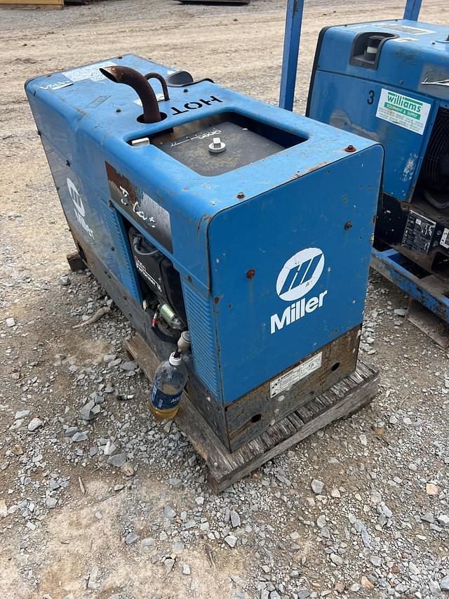 Image of Miller Bobcat 225 equipment image 1
