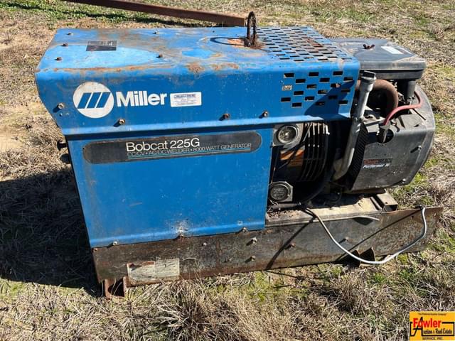 Image of Miller Bobcat 225G equipment image 3