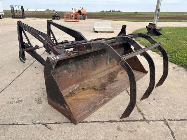 Image of Miller M12 equipment image 1