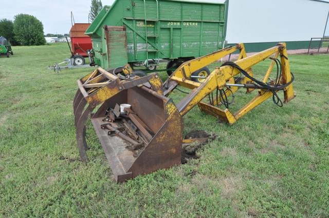 Image of Miller M12 equipment image 2