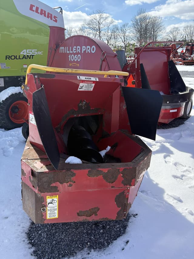Image of Miller Pro 1060 equipment image 2