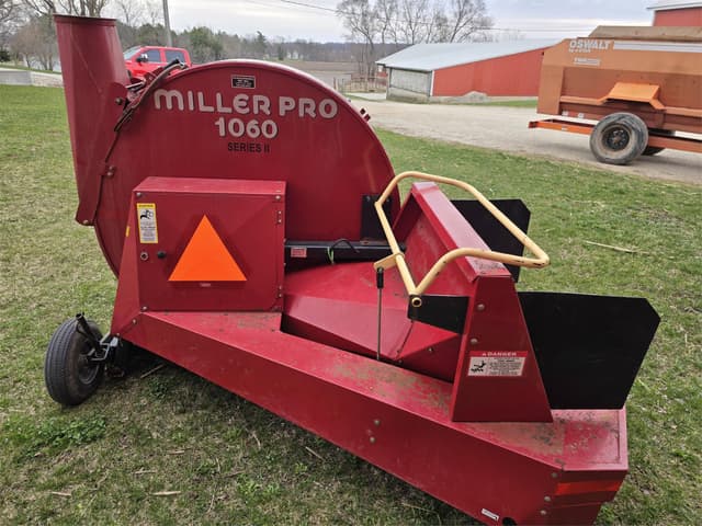 Image of Miller Pro 1060-II equipment image 4