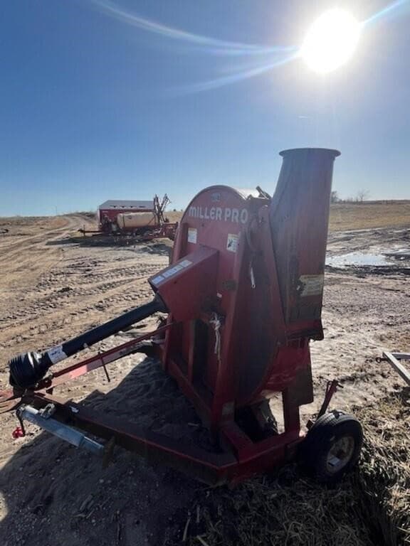 Image of Miller Pro 1060 equipment image 4