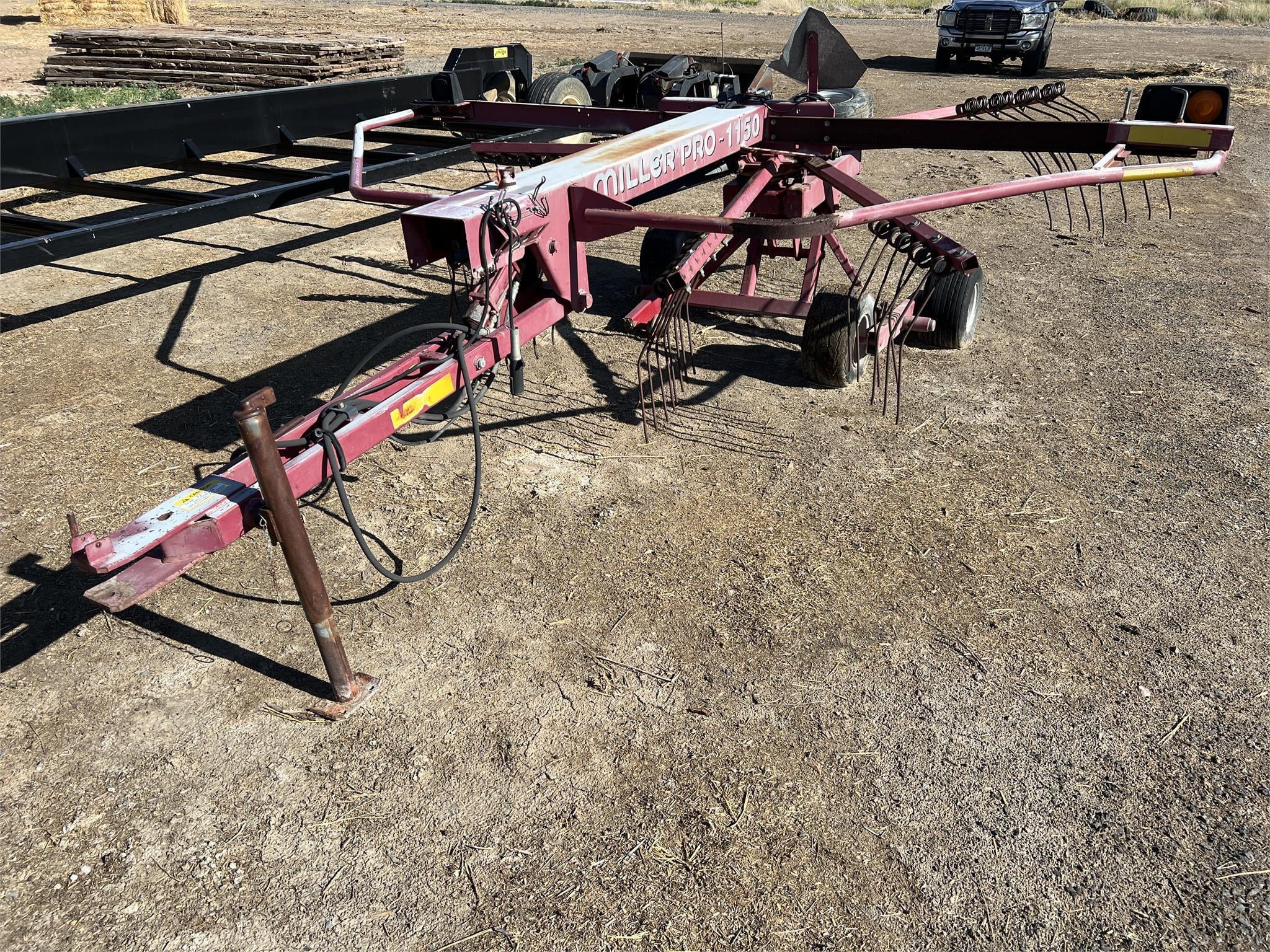 SOLD - Miller Pro 1150 Lot No. 5285 Hay and Forage | Tractor Zoom