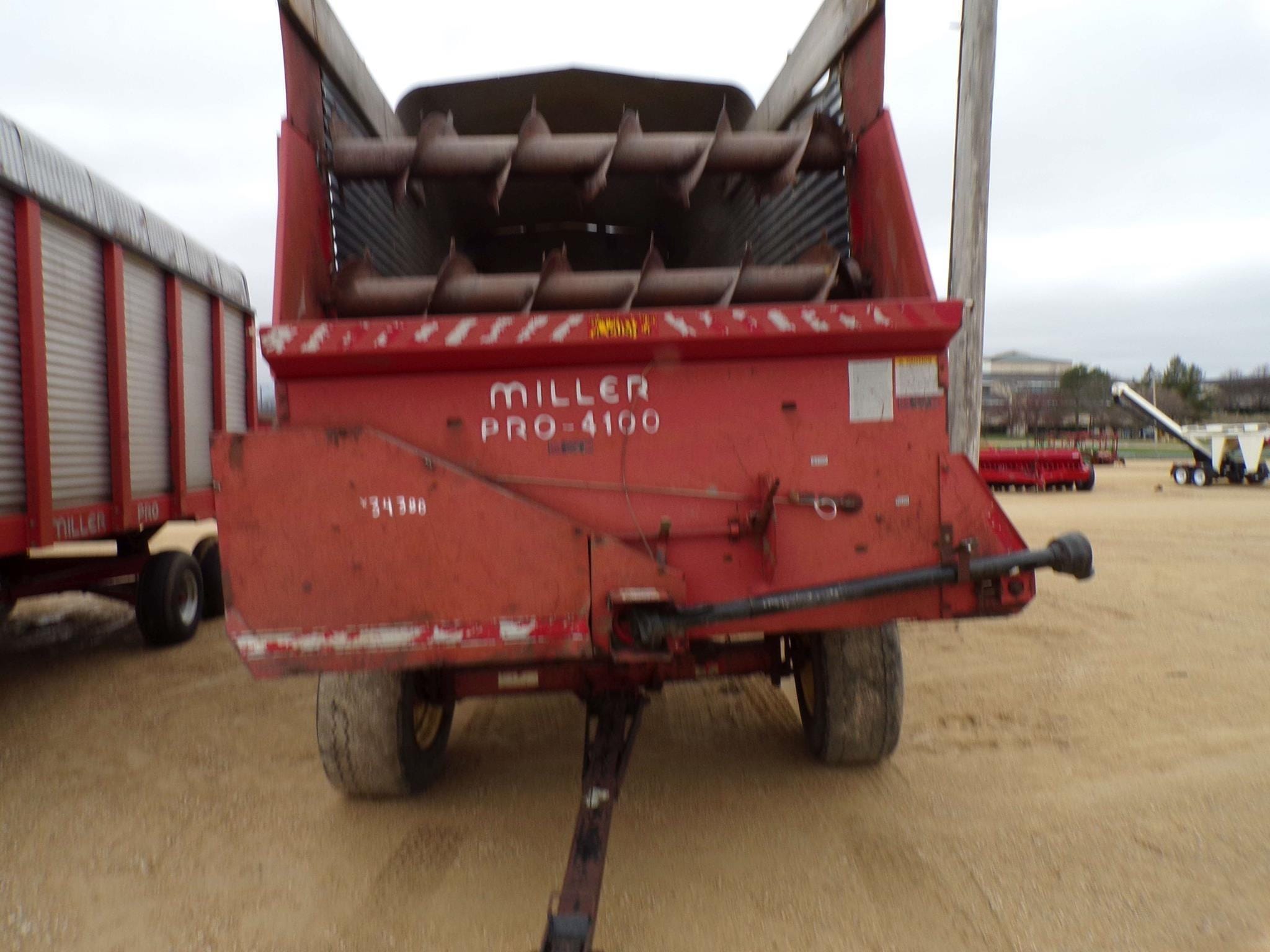 Miller Pro 4100 Equipment Image0