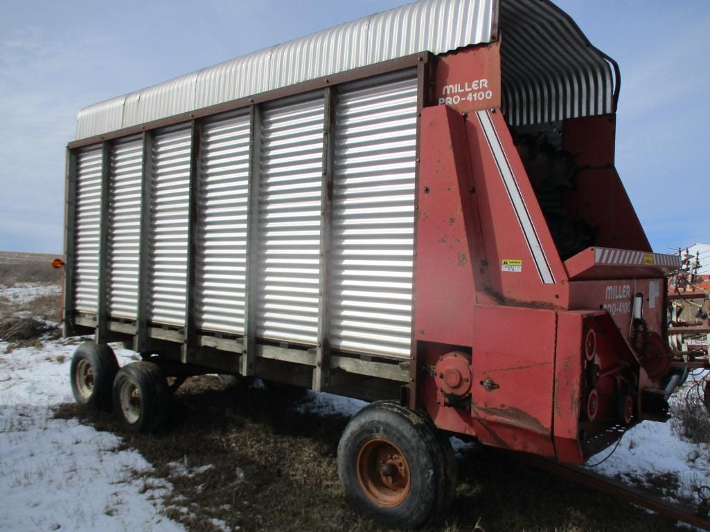 Main image Miller Pro 4100