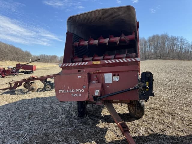 Image of Miller Pro 5200 equipment image 1