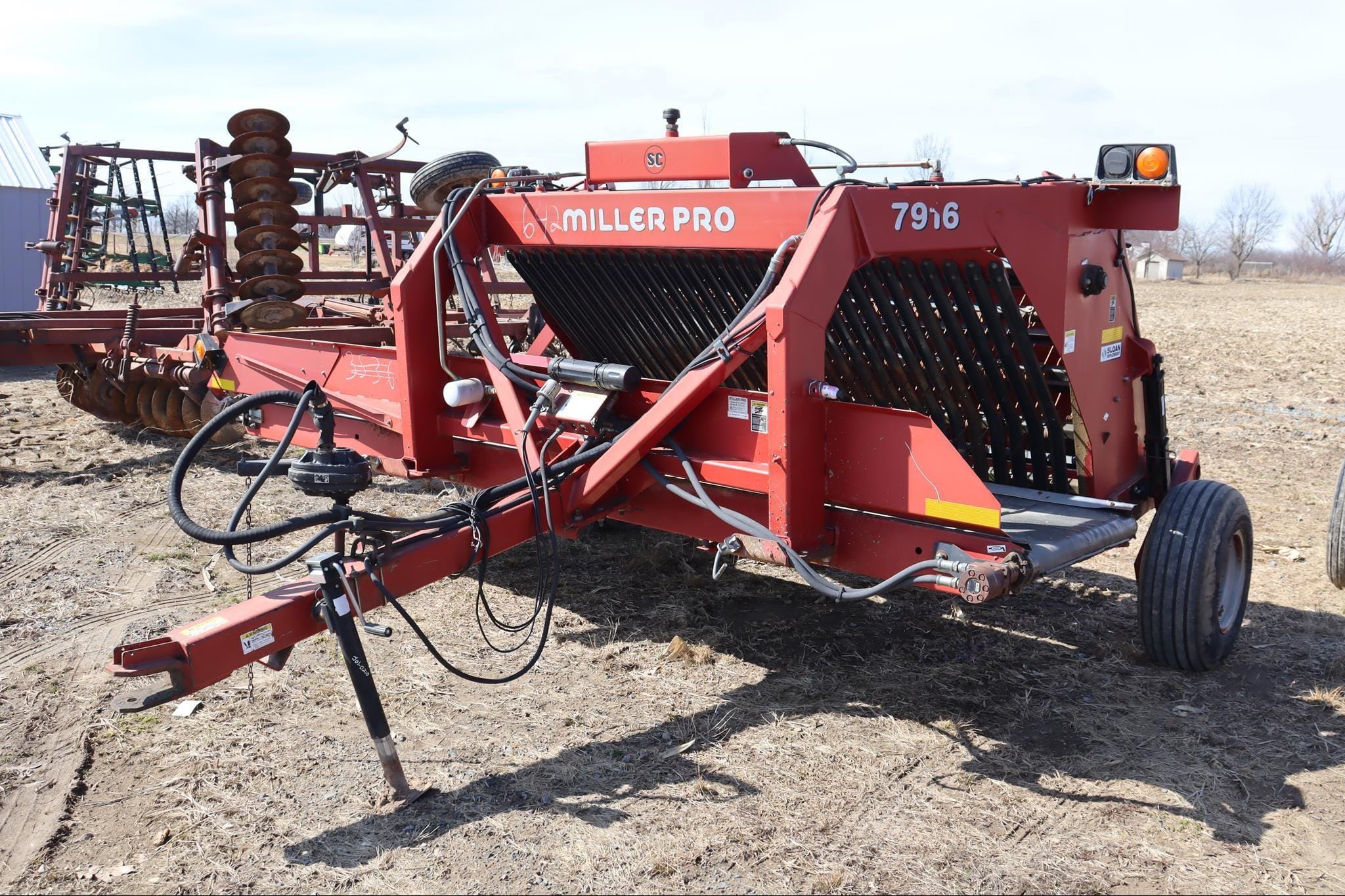 Miller Pro 7916 Equipment Image0