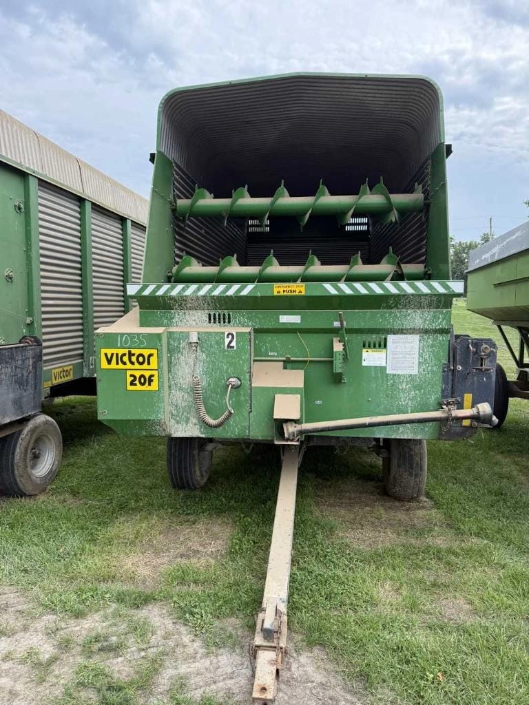 Victor 20F Equipment Image0