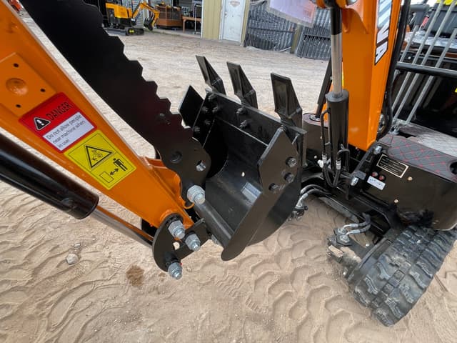 Image of Miva VA15 equipment image 2