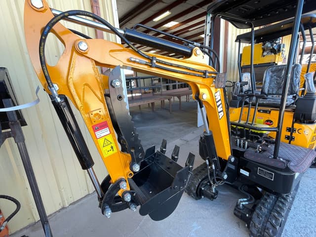 Image of Miva VA13 equipment image 1