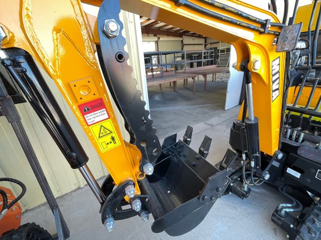 Image of Miva VA13 equipment image 4