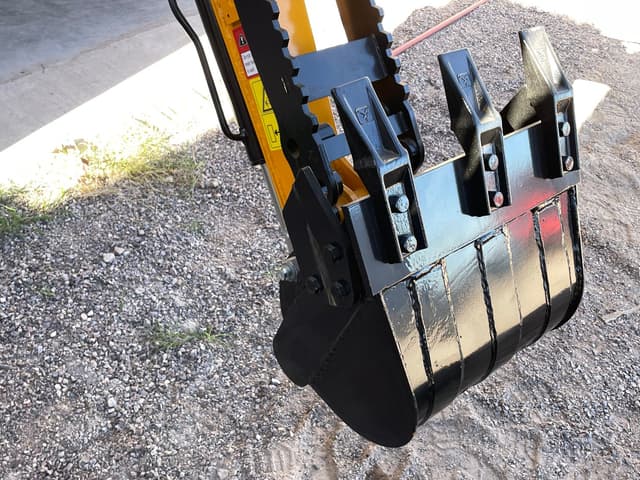 Image of Miva VA13 equipment image 4