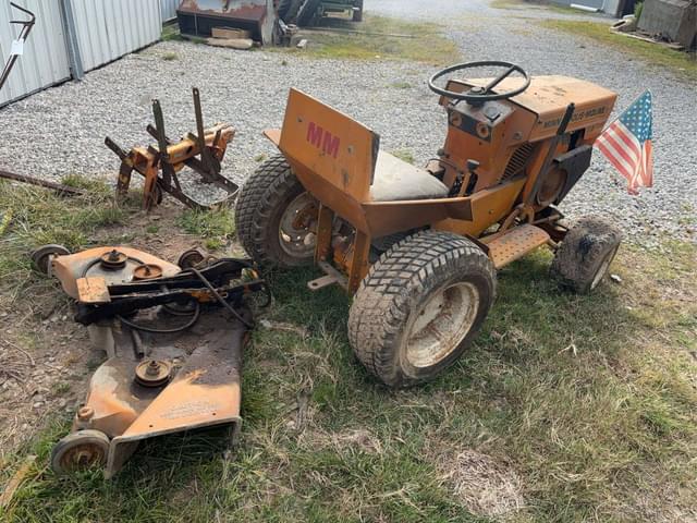 Image of Minneapolis-Moline 110 equipment image 4