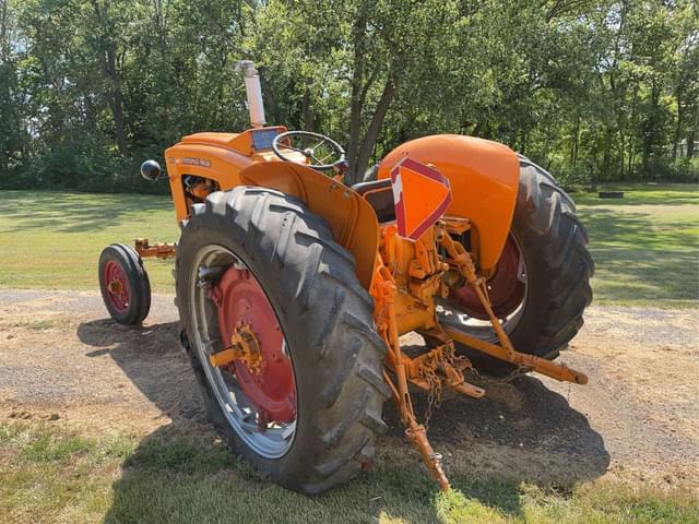 Image of Minneapolis-Moline 445 equipment image 4