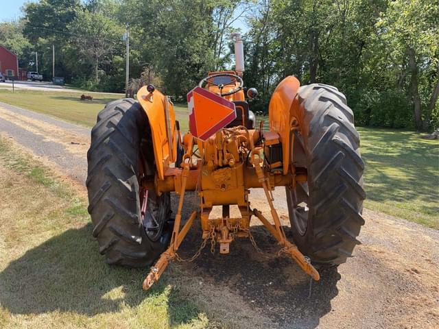 Image of Minneapolis-Moline 445 equipment image 3