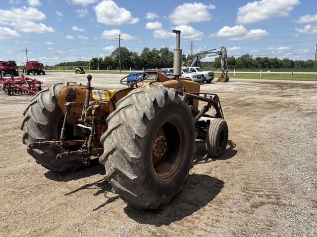 Image of Minneapolis-Moline 445 equipment image 4