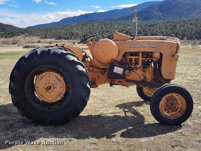 Image of Minneapolis-Moline 445 equipment image 3