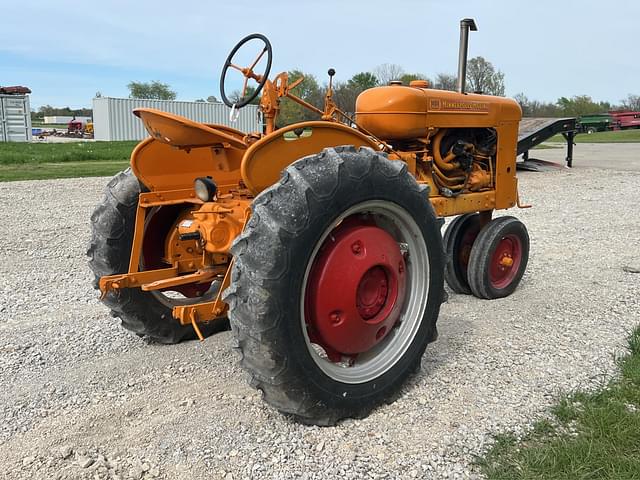 Image of Minneapolis-Moline BF equipment image 4