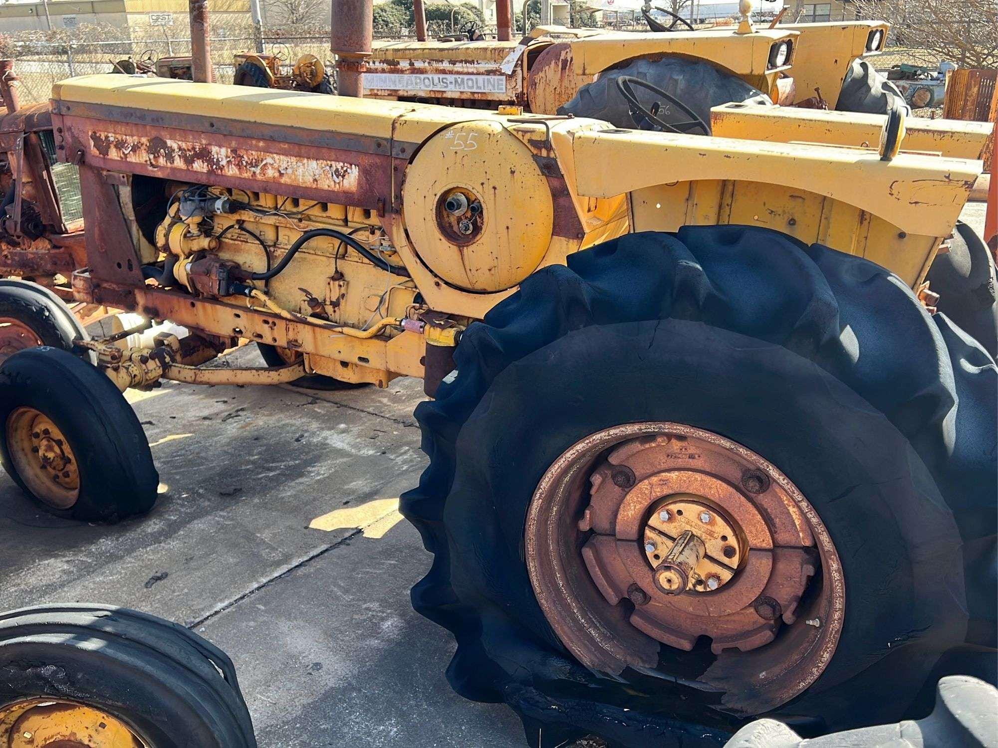 Main image Minneapolis-Moline G900