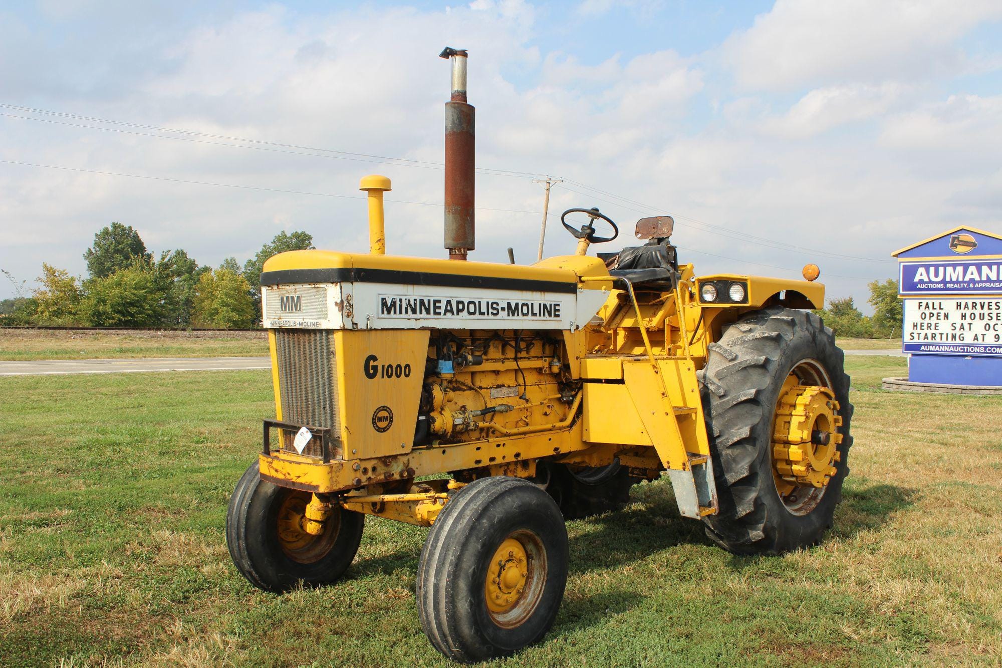 Main image Minneapolis-Moline G1000