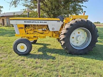 Main image Minneapolis-Moline G1050