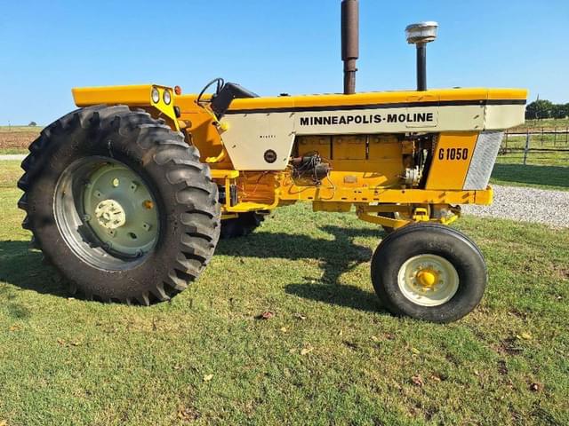 Image of Minneapolis-Moline G1050 equipment image 2