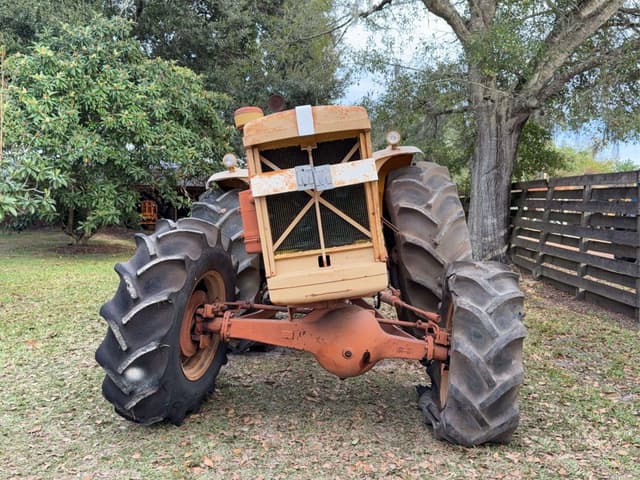 Image of Minneapolis-Moline G706 equipment image 4