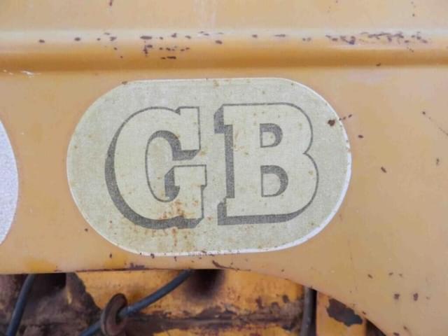 Image of Minneapolis-Moline GB equipment image 4