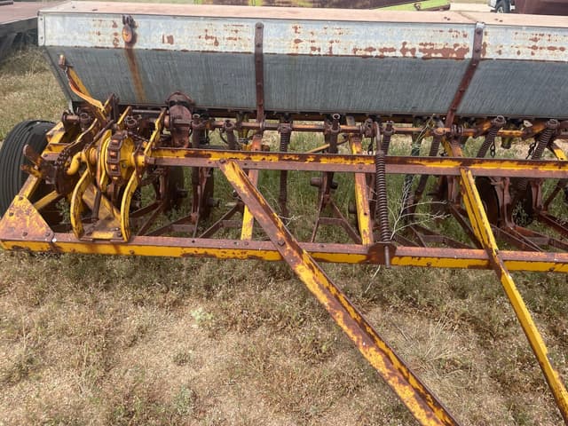 Image of Minneapolis-Moline R5-8 equipment image 3